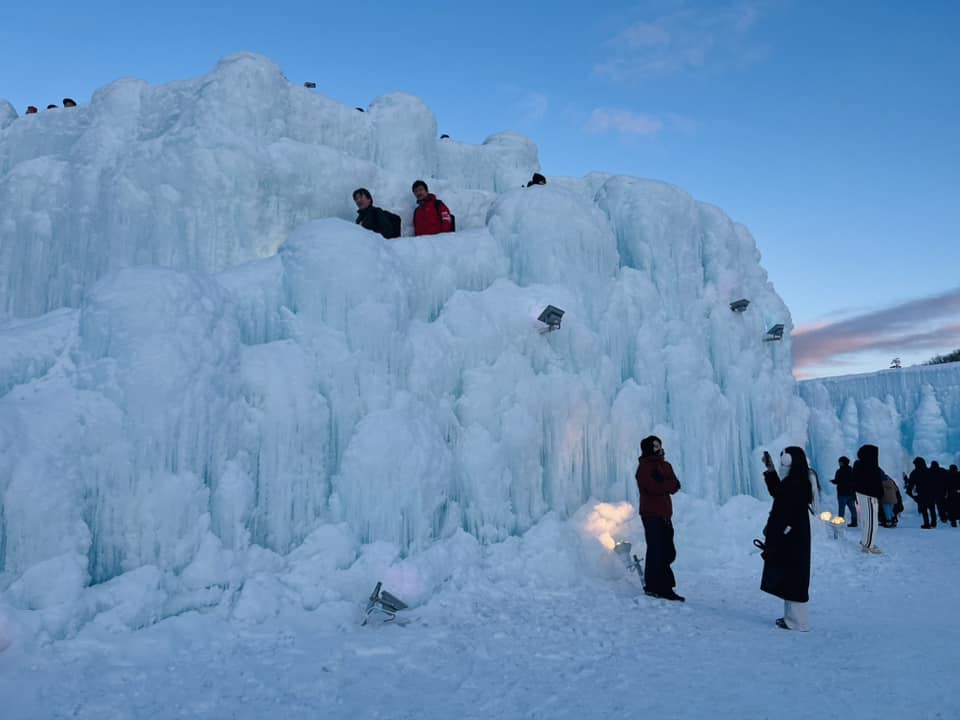 เทศกาลน้ำแข็งทะเลสาบชิโคสึ Lake Shikotsu Ice Festival จองตั๋วออนไลน์ล่วงหน้า