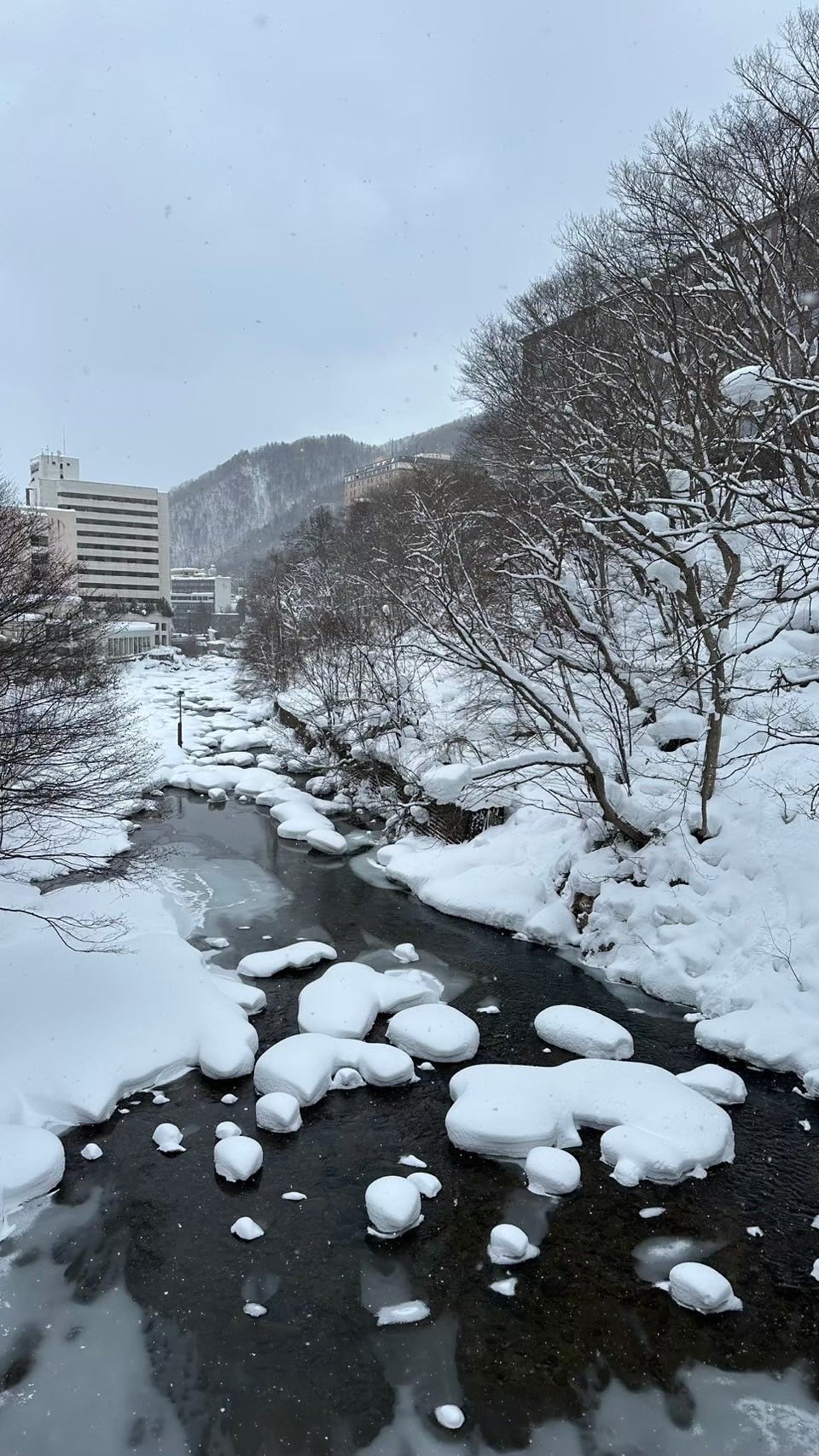 Jozankei Onsen (โจซังเค ออนเซน) หมู่บ้านออนเซน ใกล้ซัปโปโร