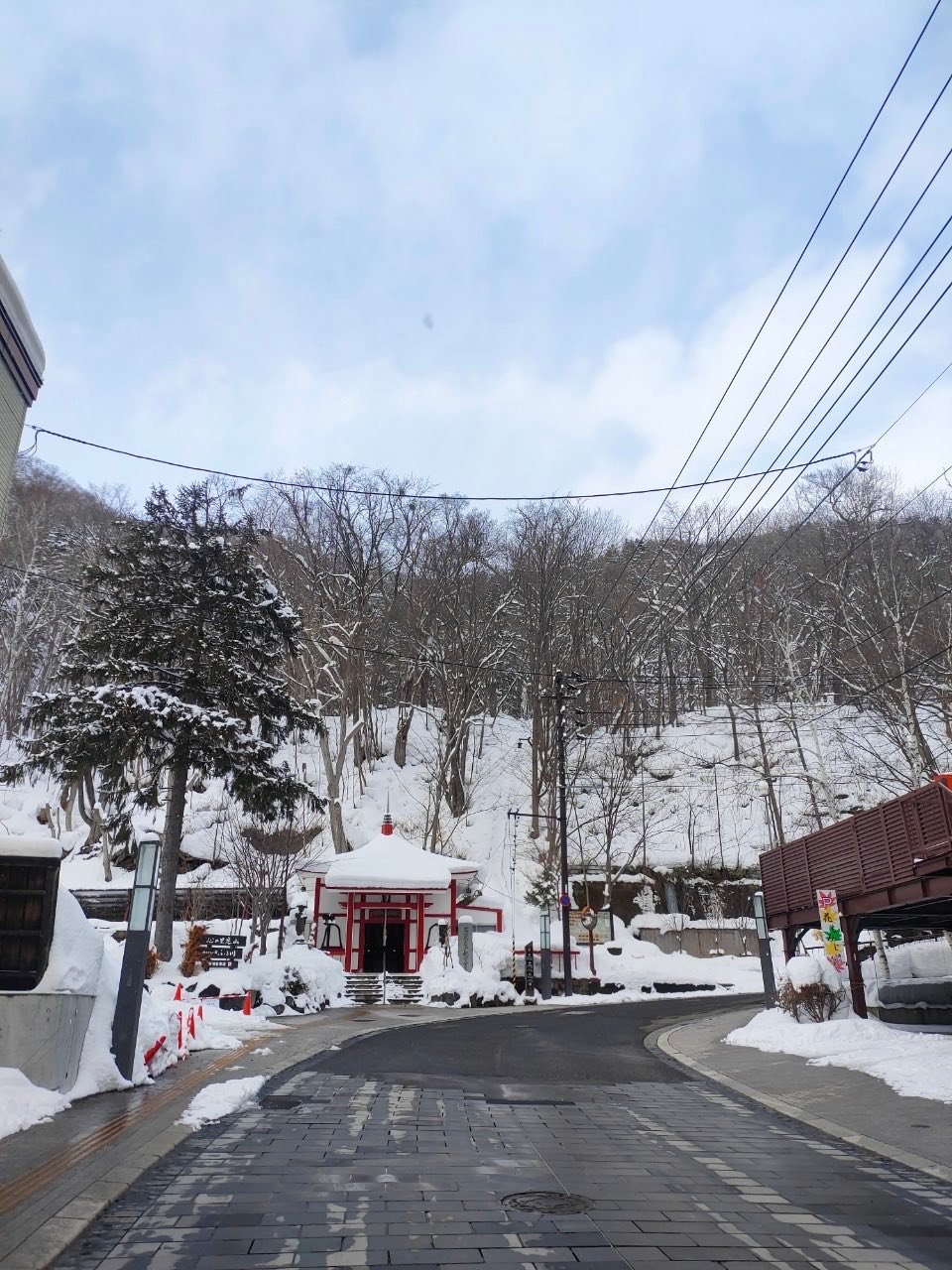ศาลเจ้า Jozankei Shrine Jozankei Onsen (โจซังเค ออนเซน) หมู่บ้านออนเซน ใกล้ซัปโปโร