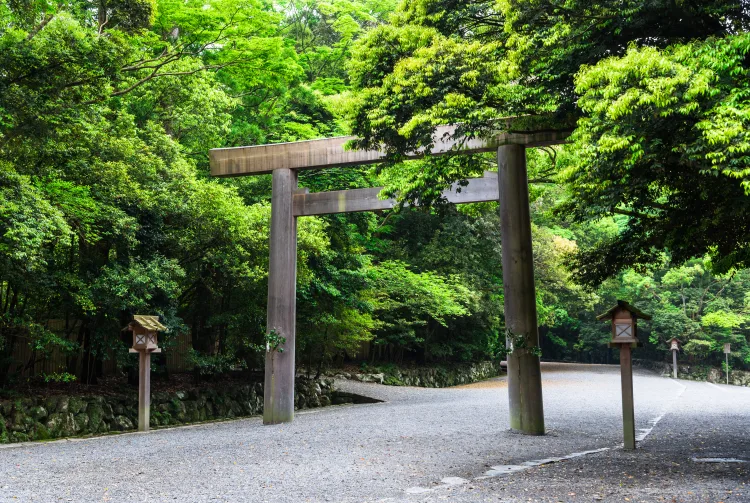 ศาลเจ้าอิเสะ (Ise Grand Shrine)