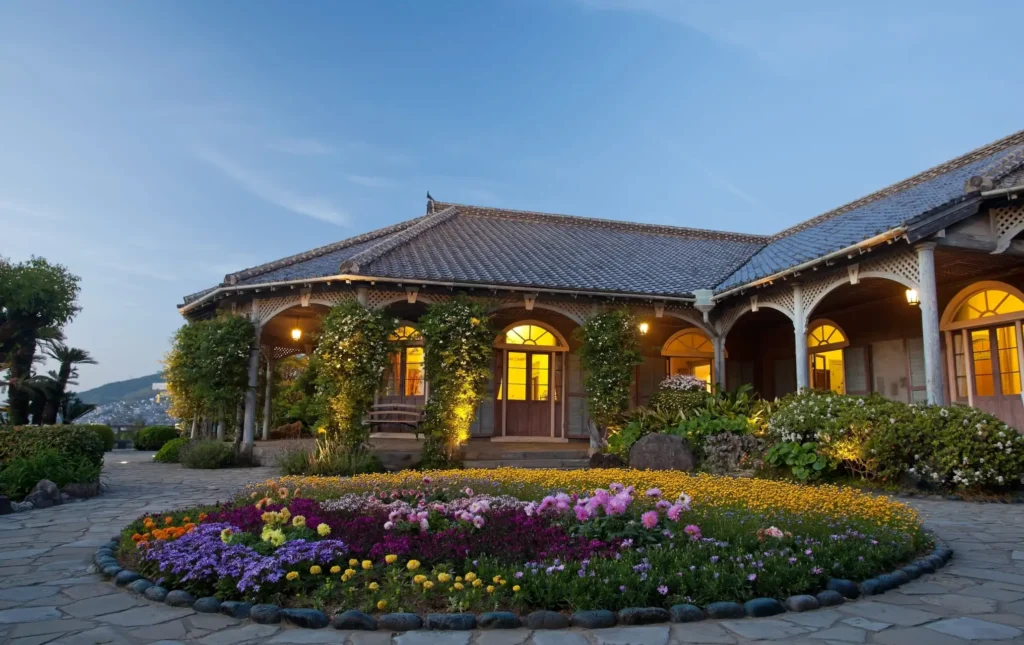 สวนโกลเวอร์ (Glover Garden)